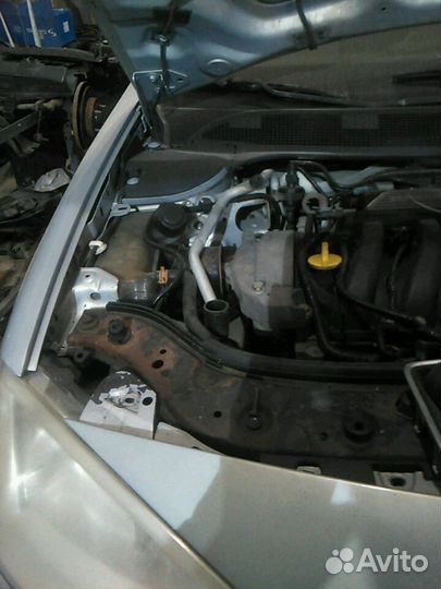 Четверть передняя Рено Меган 2