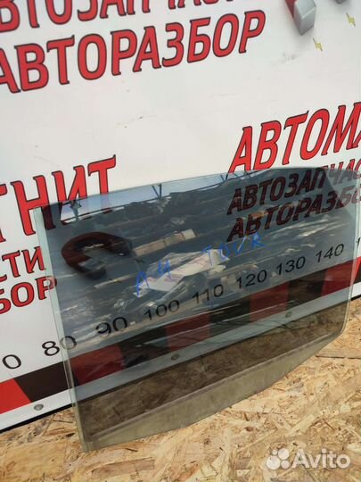 Стекло заднее левое Шкода Октавия А4 тур