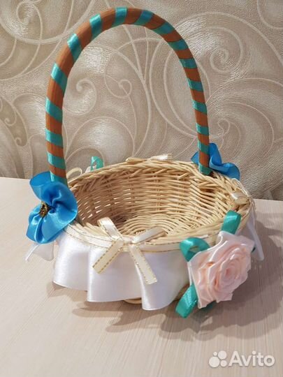 Корзинка для лепестков роз на свадьбу