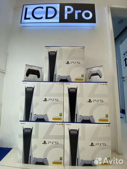 Sony playstation 5 825 GB