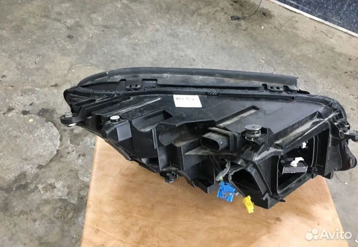 Mercedes w222, передняя левая фара, оригинал