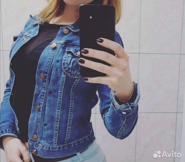 Джинсовая куртка