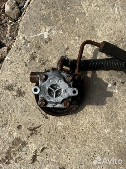 Suzuki Baleno насос гидроусилителя