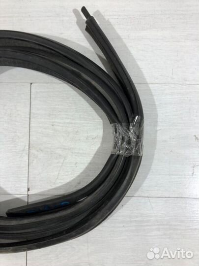 Уплотнитель багажника LADA granta 1.6 мт седан