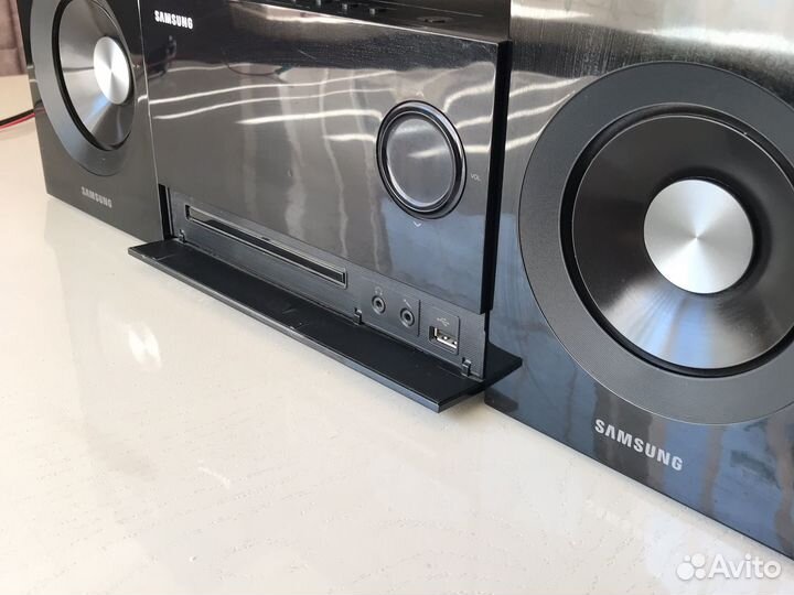 Музыкальный центр samsung