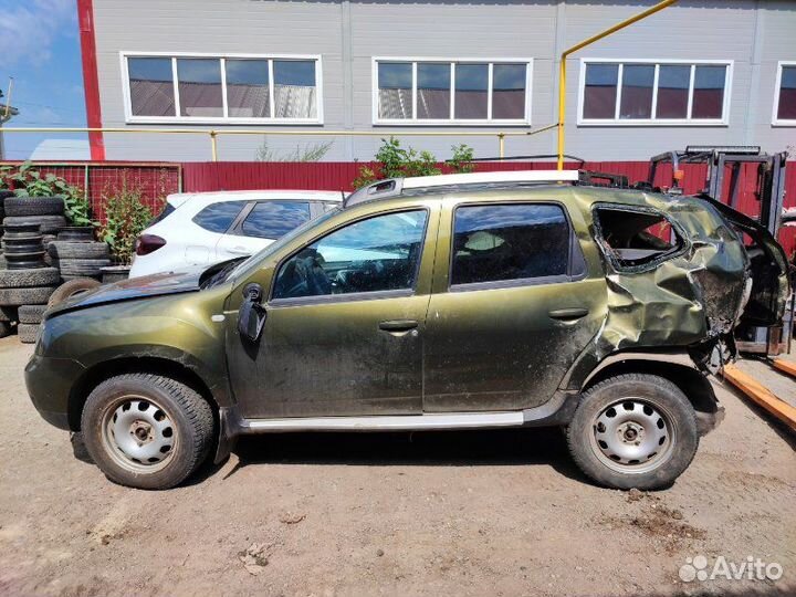 Кузов на запчасти Renault Duster