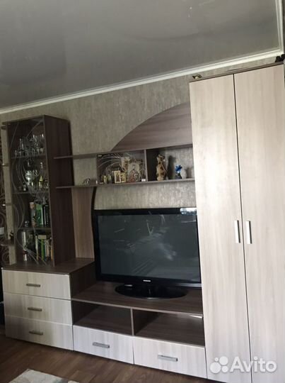 Стенка в гостиную