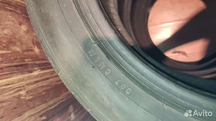 Nitto NT860C 215/55 R17 94W