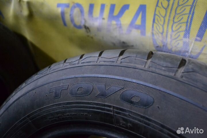 Toyo Tranpath MPZ 215/60 R17