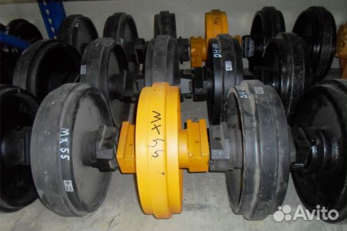 Колесо направляющее (ленивец) Komatsu PC50UU.2E