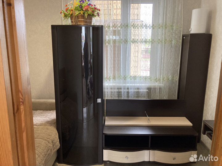 Стенка в гостиную бу