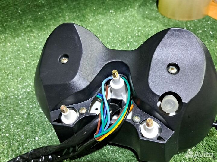 Приборная панель на мотоцикл