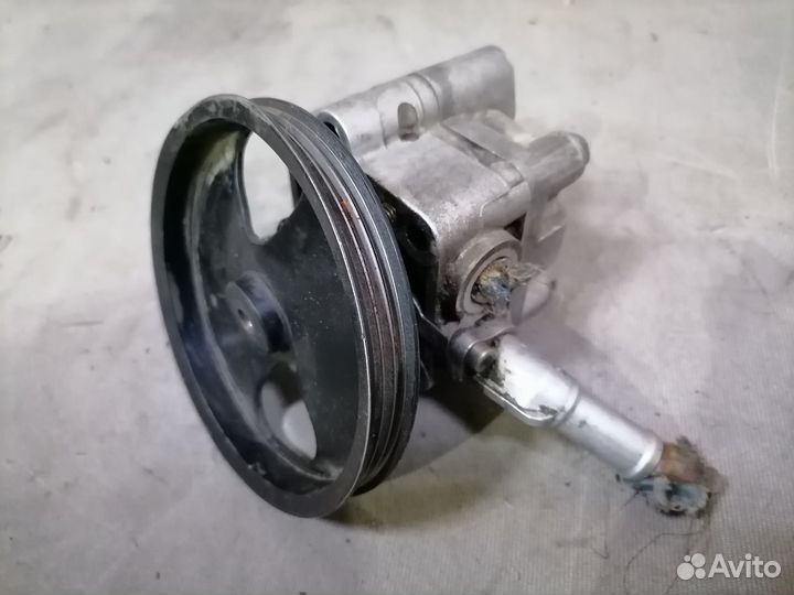 Насос гур Nissan Wingroad Y11 2001-2005