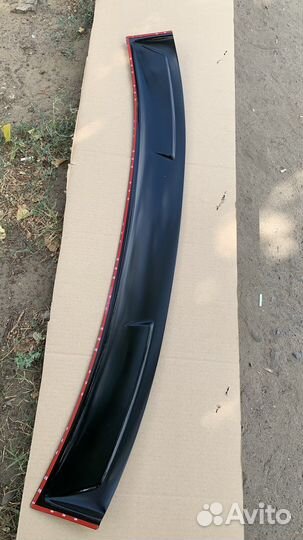 Спойлер на стекло фокус 2