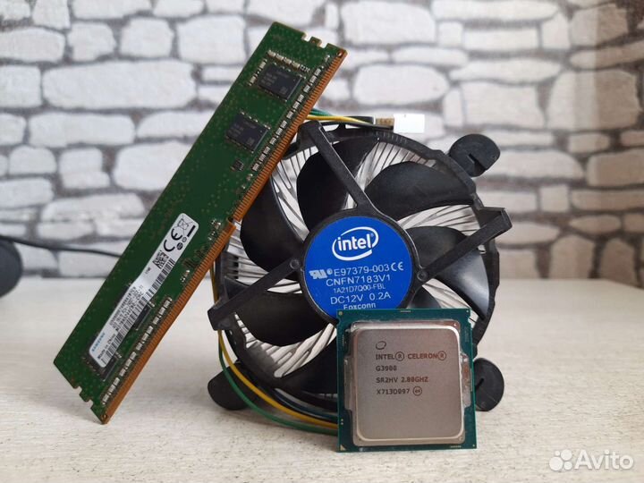 Процессор Intel Celeron G3900