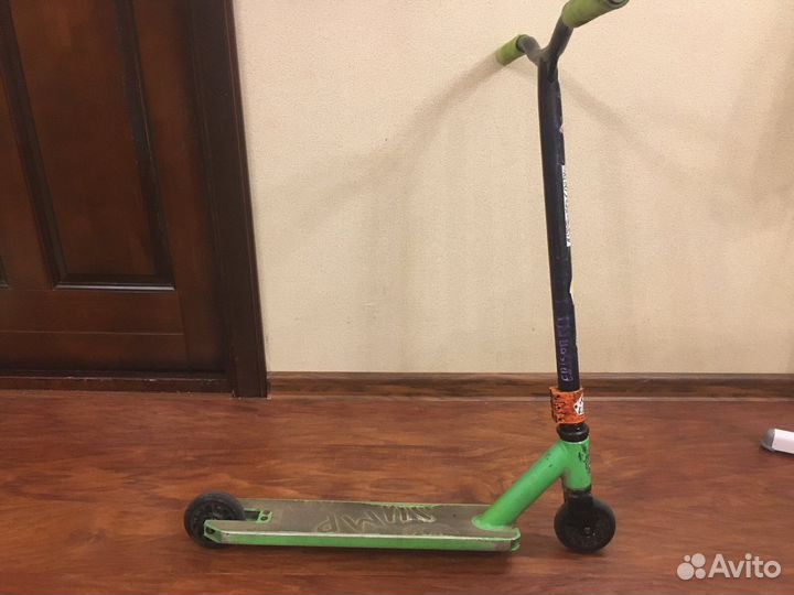 Трюковой самокат