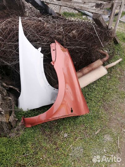 Крыло на гранту