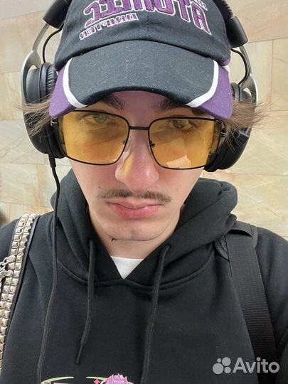 Дизайнер одежды/помощник дизайнера