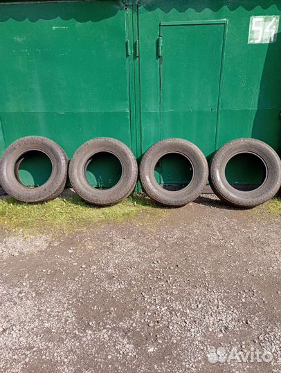 Kumho Road Venture ST KL16 225/75 R16 32S