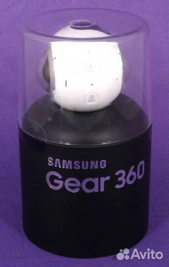 Панорамная камера Samsung Gear 360