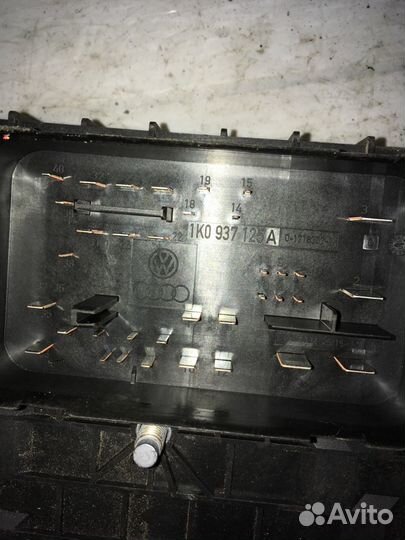 Блок предохранителей 1K0937125A VW, Skoda, Audi, S