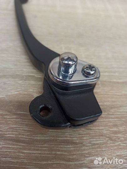 Рычаг тормоза скутера