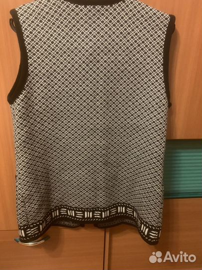 Жилетка женская