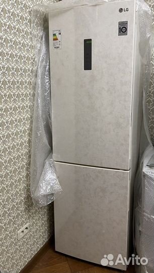 Холодильник lg новый