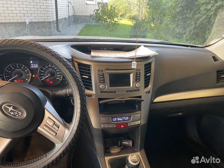Subaru Outback 2.5 МТ, 2011, 261 322 км