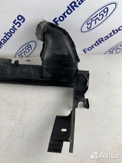 Дефлектор радиатора Mercedes-Benz C-Class W203