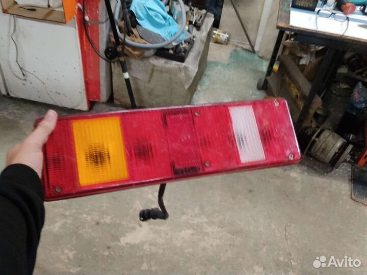Задний фонарь газ-33104