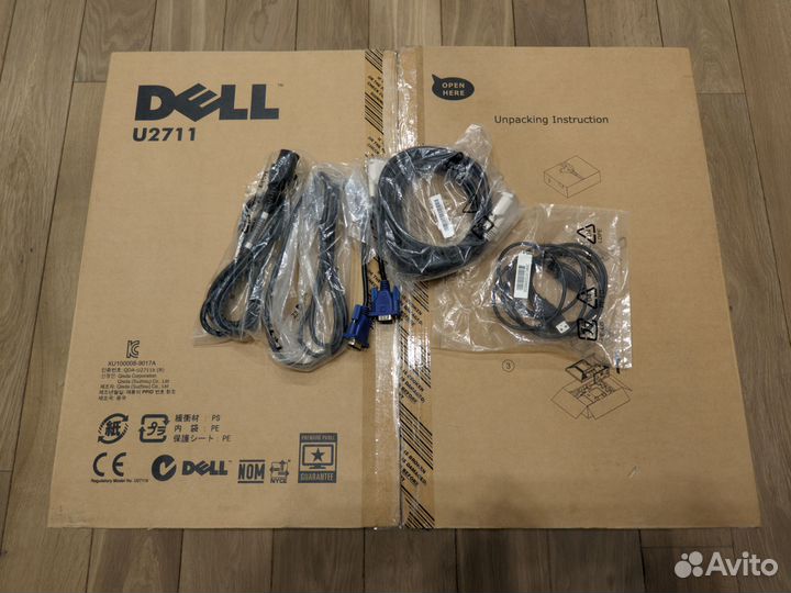 Монитор Dell U2711