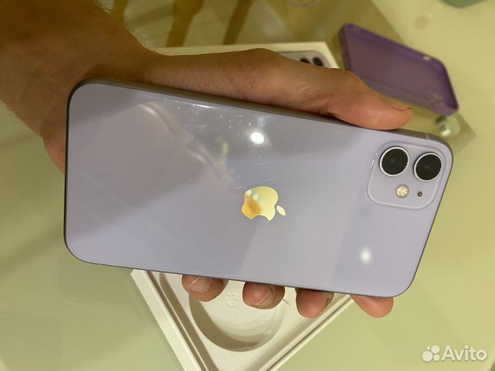 iPhone 11, 128 ГБ