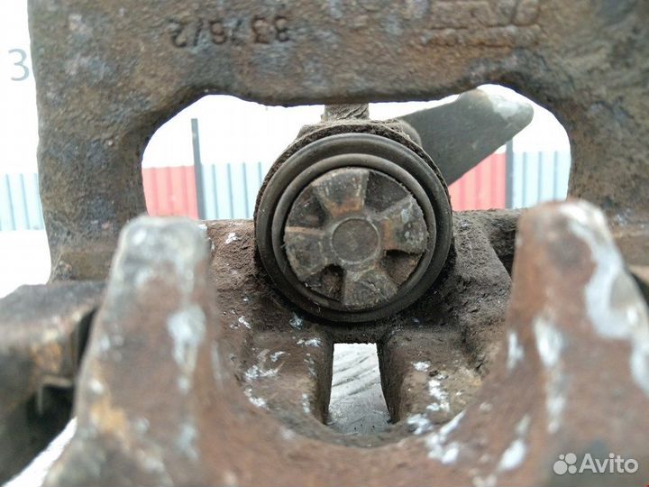 Суппорт задний левый для Renault Scenic 2