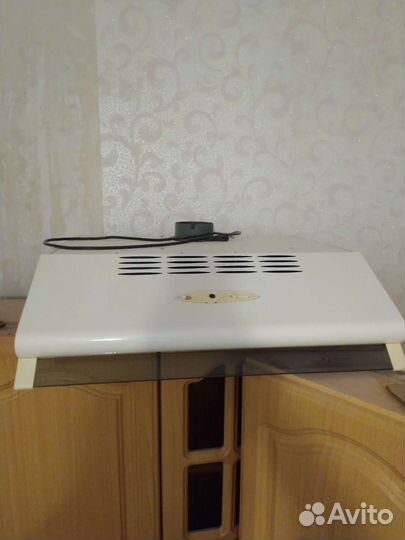 Кухонная вытяжка