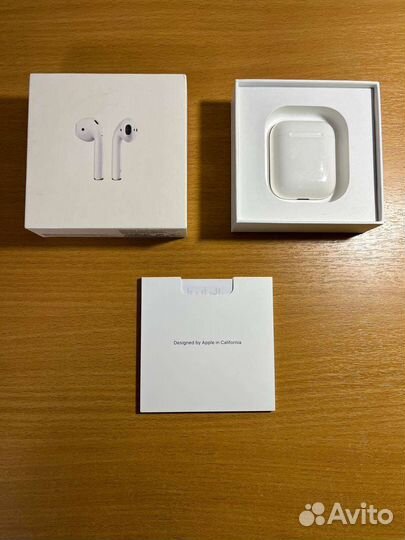 Беспроводные наушники apple airpods 1