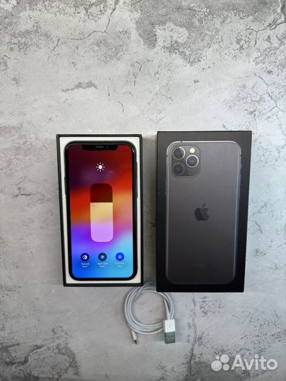 iPhone 11 Pro, 64 ГБ