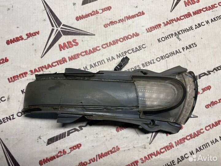 Поворотник w220 Mercedes левый дорест без стекла