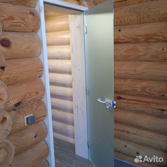 Дверь стеклянная