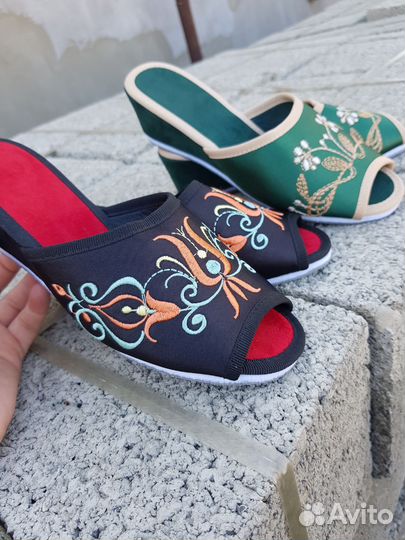 Женские домашние тапочки