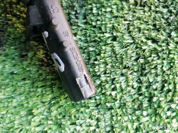 Датчик коленвала на LR Discovery III 04-09 2.7TD