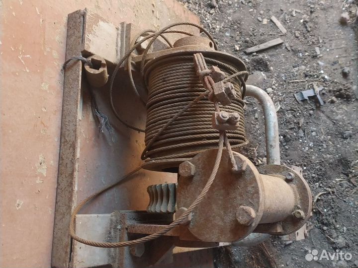 Компрессор автомобиля ЗИЛ