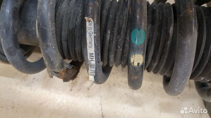 Амортизатор подвески левый задний Volkswagen Touareg