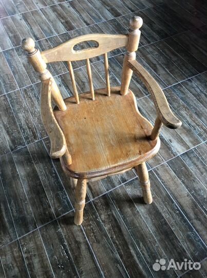 Стульчик для кормления