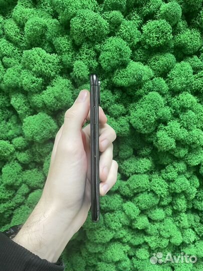 iPhone Xs, 256 ГБ