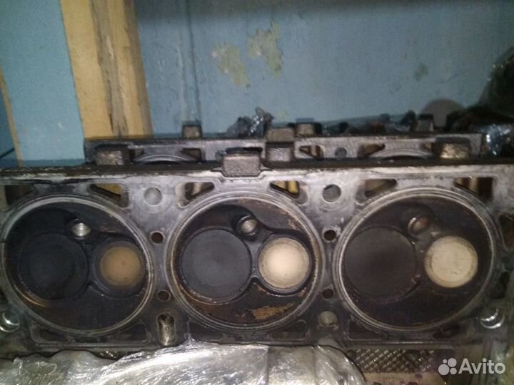 Головка блока 3.8 3.3 L Додж караван вояджер