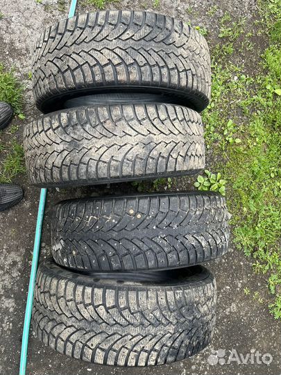 Pirelli Formula Ice 215/50 R17 95T