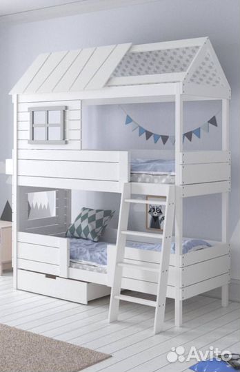 Кровать домик