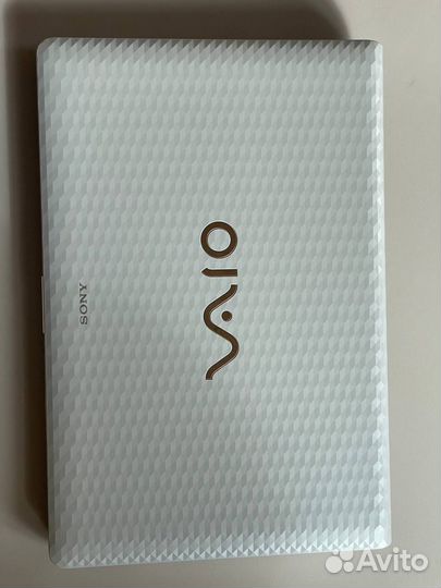 Sony vaio PCG-71812V, i3-2370M, GeForce 410M