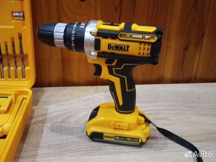 Шуруповерт Девольт 36v ударный с набором новый